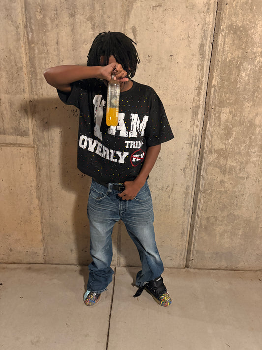 overlytrimmm black tee