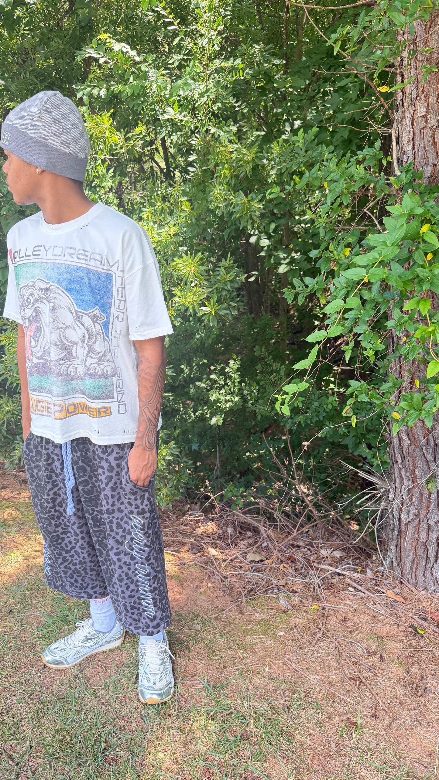 Black leopard Capris