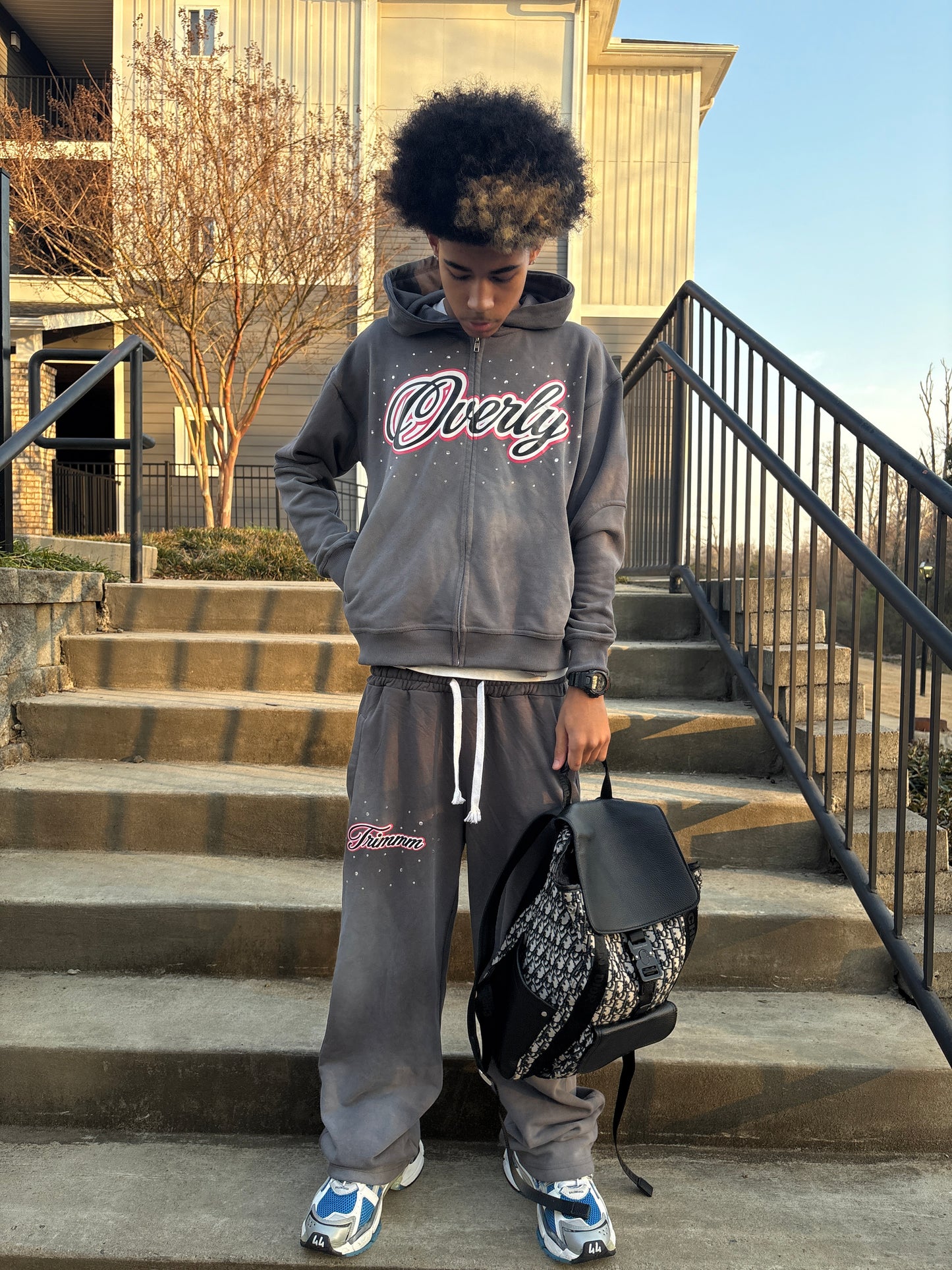 OVERLY GREY ZIP UP