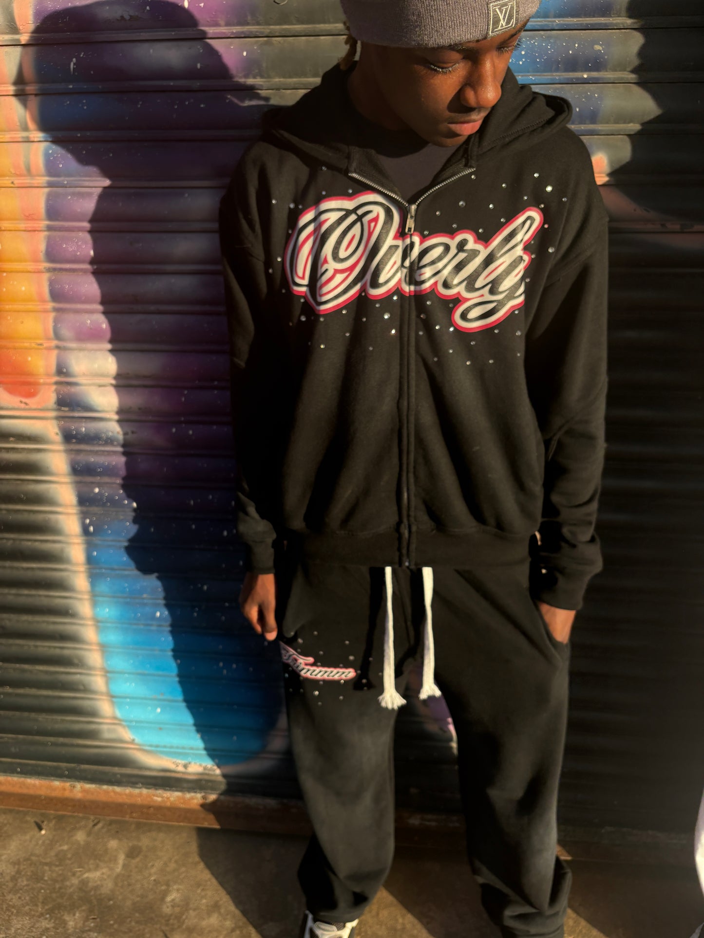 OVERLY BLACK ZIP UP